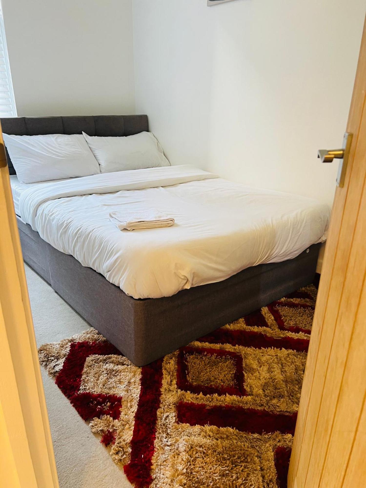 Spacious 2 Bedroom In Woolwich Arsenal Appartamento *